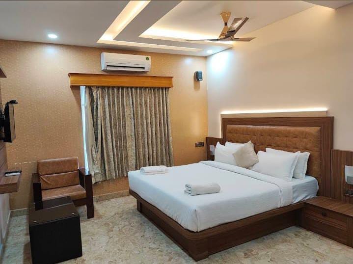 Kutumba Room at Sri Brindavan Gardens Mantralayam